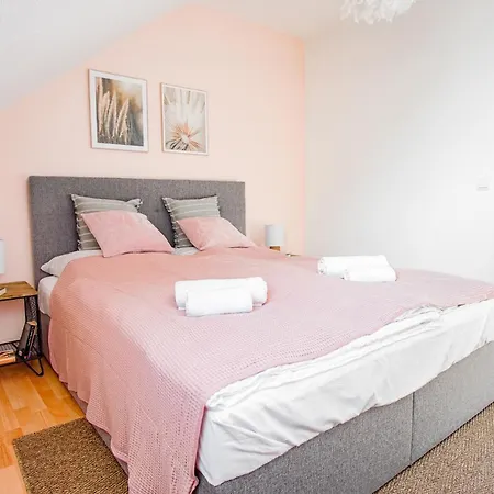 Apartment Modern~5*location~home Office~netflix~free Parking Essen